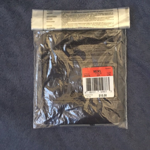 brand new Nike shooting sleeve - Picture 2 of 2